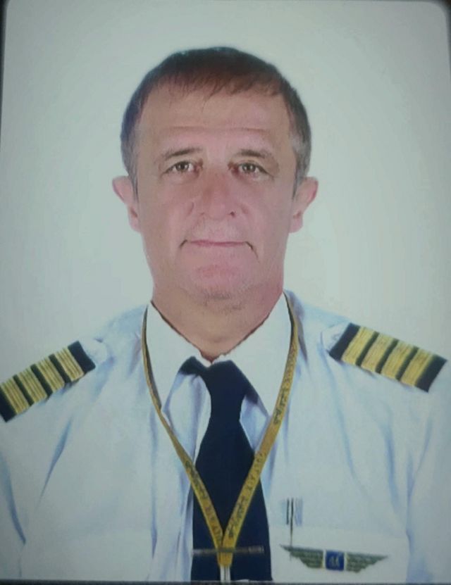 Gulf Airlines pilot Mohammad Yusuf Hasan Al Hendi fell ill on the 14th of last month and died while being admitted to a hospital in Dhaka.